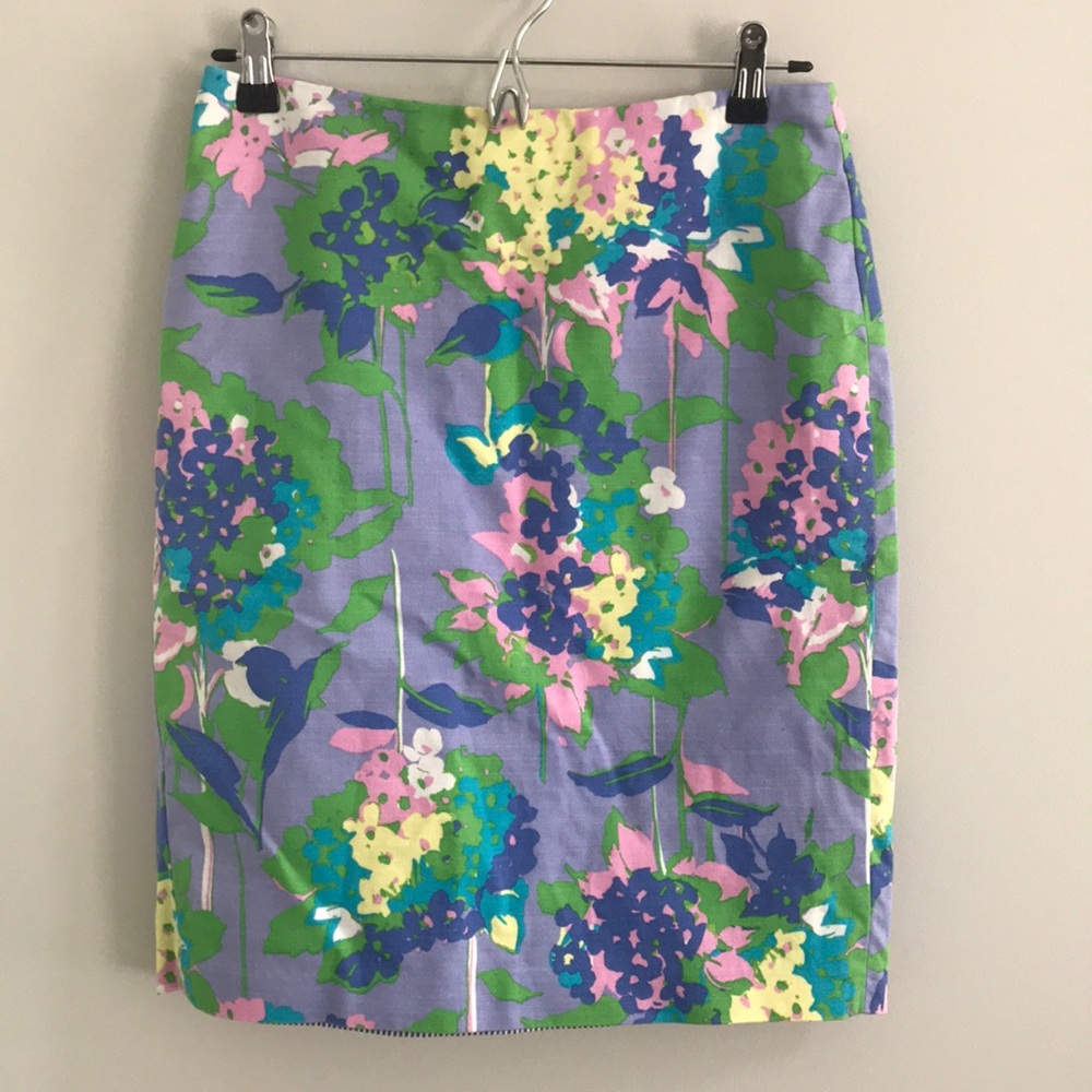 Floral pencil skirt 🌺